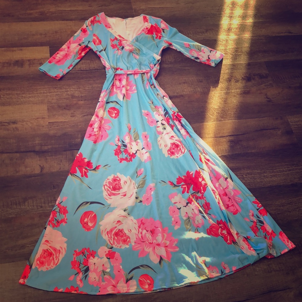 Floral maxi 3/4 sleeve dress